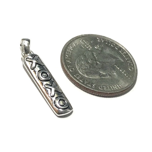 Super Cute Sterling Silver XOXO Bar Pendant - Picture 4 of 7